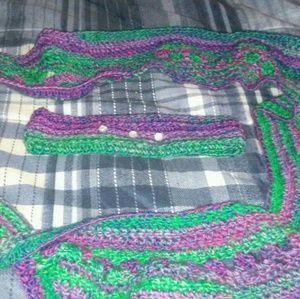 Women infinity scarf and headband set with bling.